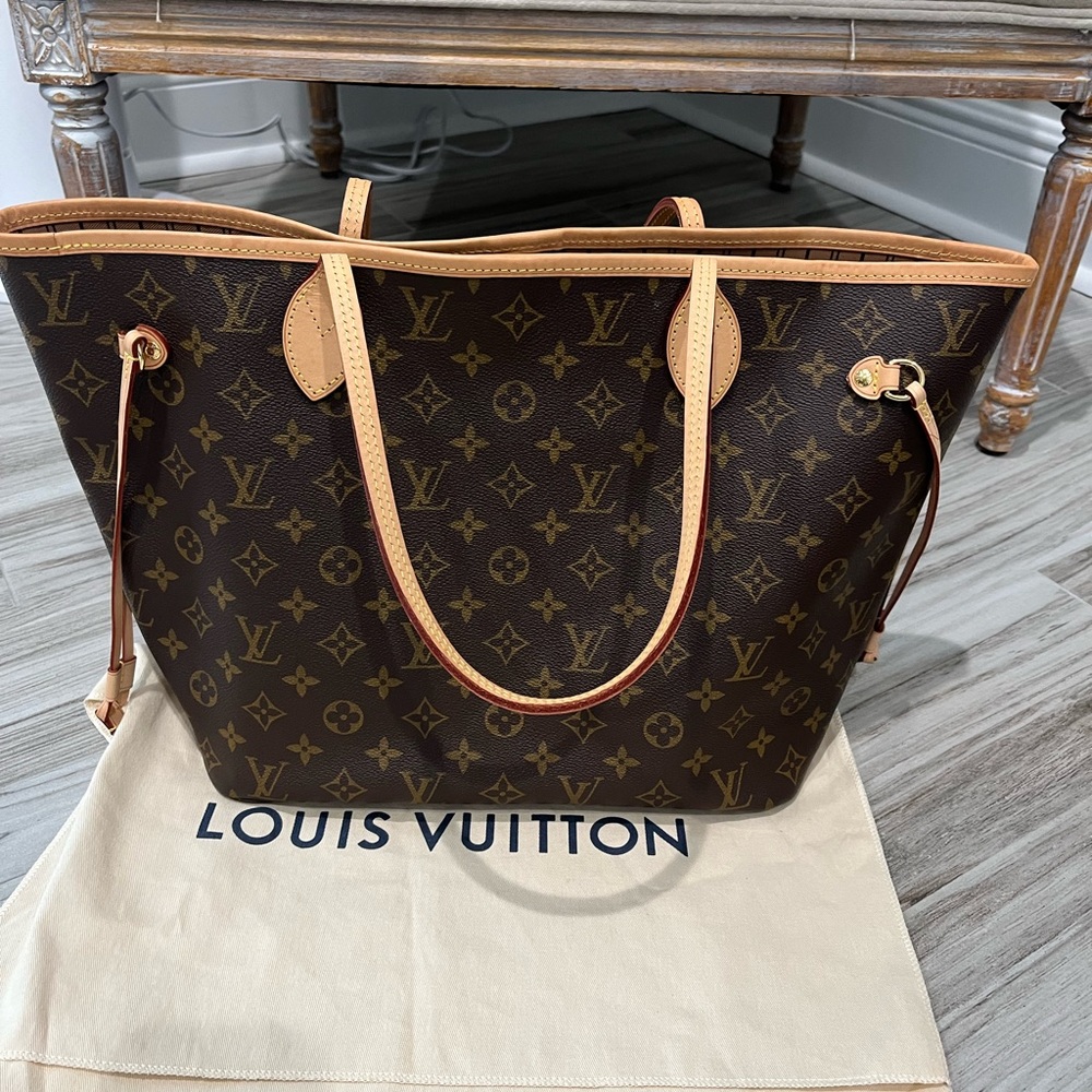 Louis Vuitton Neverfull MM